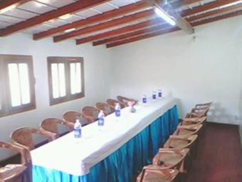Hotel New Bharat Bhimtal Luaran gambar