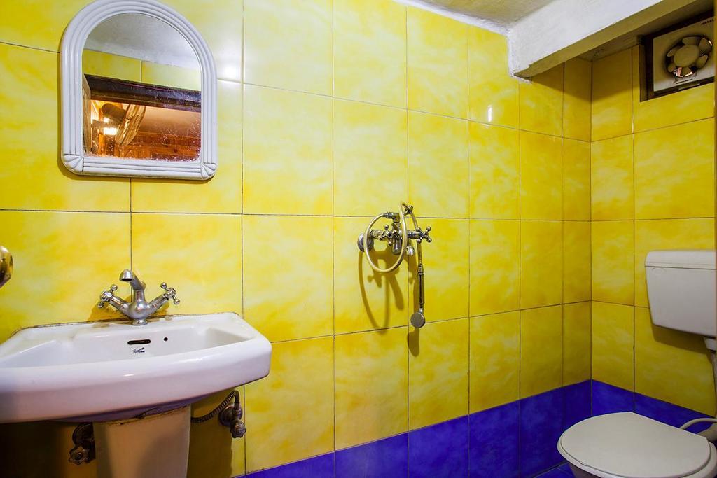 Hotel New Bharat Bhimtal Luaran gambar
