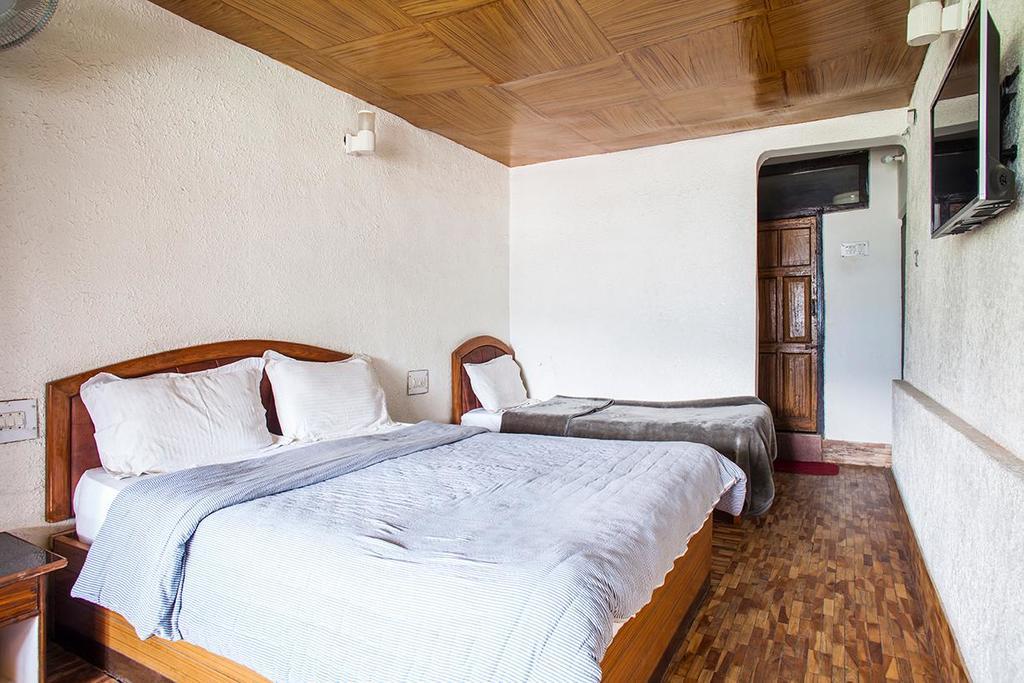 Hotel New Bharat Bhimtal Luaran gambar